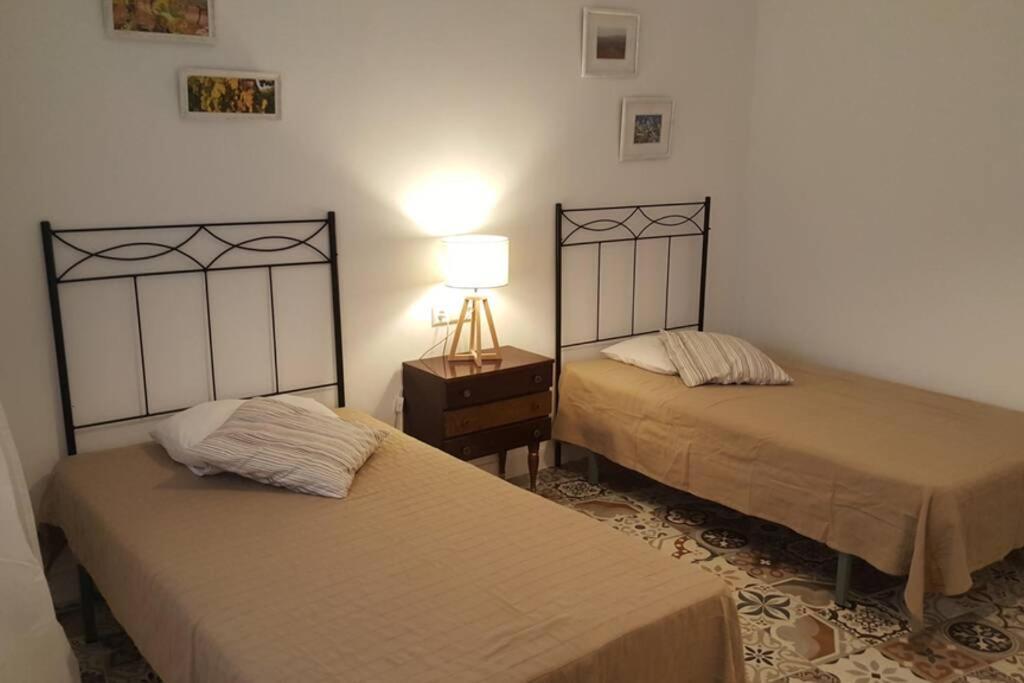 Apartamento Con Encanto, Entrada Privada Valdepeñas Extérieur photo